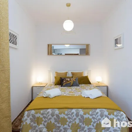 Host Wise - Comfy Bright Flats With Netflix Apartment *