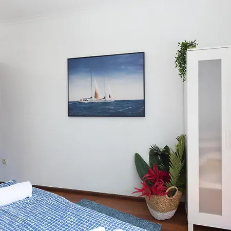 Host Wise - Comfy Bright Flats With Netflix Apartment Porto