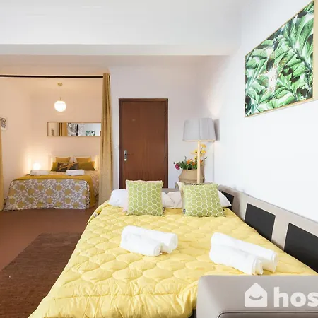 Host Wise - Comfy Bright Flats With Netflix Porto
