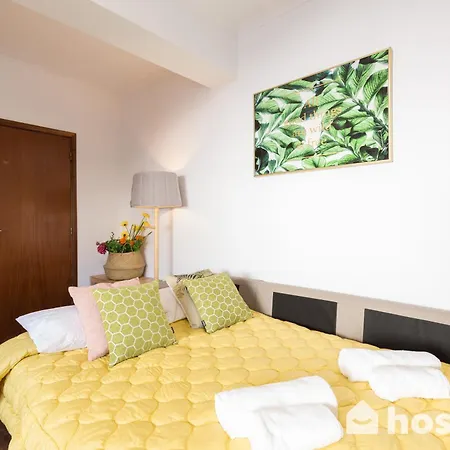 Host Wise - Comfy Bright Flats With Netflix * Porto