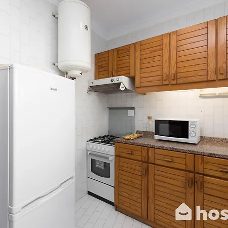 Host Wise - Comfy Bright Flats With Netflix Apartment *